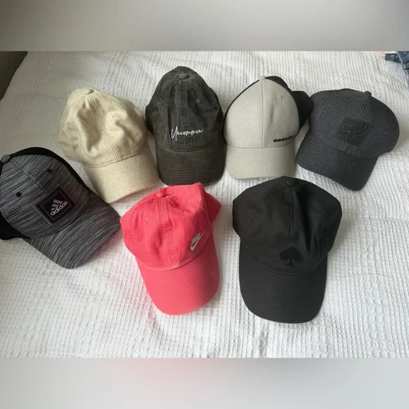 Bundle of 7 Hats - Picture 2 of 5